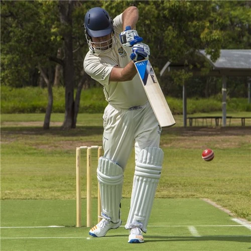 HART Sport HART Diamond Cricket Bat 6 HART Sport HART Diamond Cricket Bat - Image 4